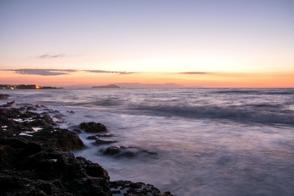 מלון חאניה Ocean Waves מראה חיצוני תמונה